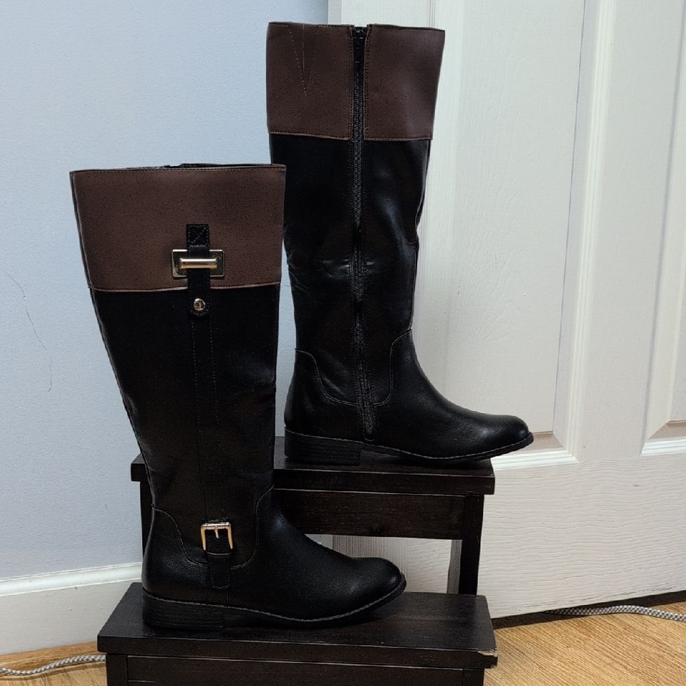 Karen Scott Eden Two Tone Black/Brown Fabric Lined Low Block Riding Boots Sz 8.5 - Picture 1 of 7